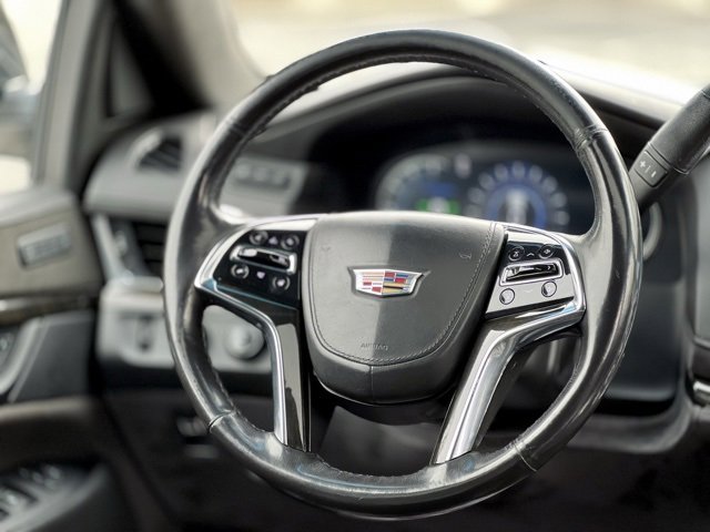 Used 2019 Cadillac Escalade ESV Platinum image 35