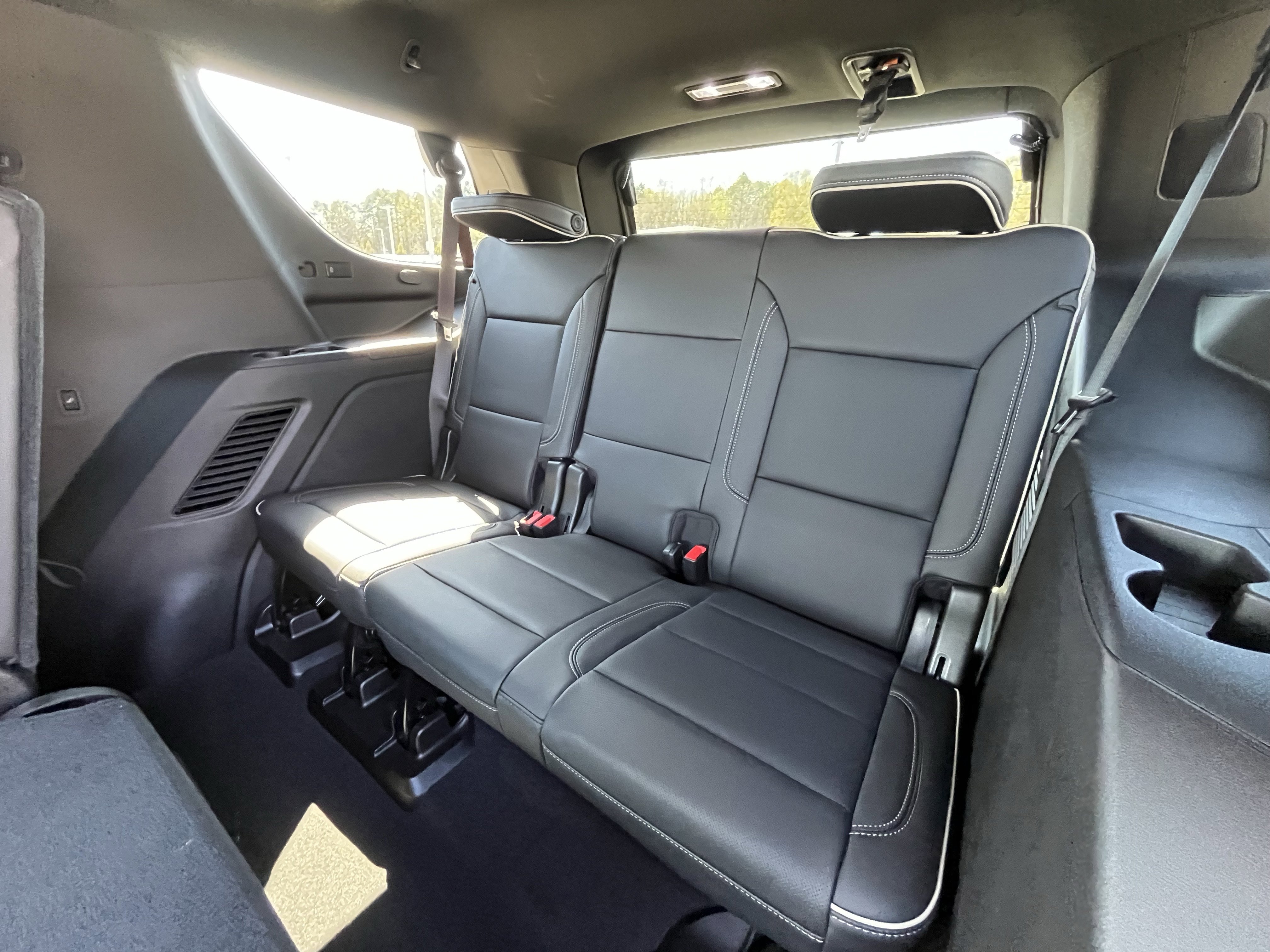 Used 2021 GMC Yukon SLT w/ SLT Luxury Plus Package image 33