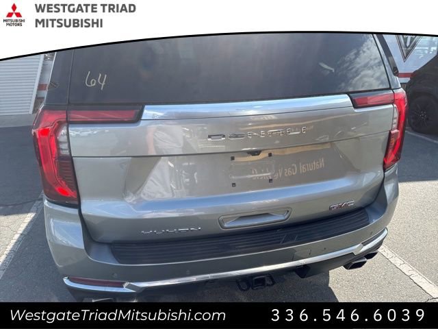 Used 2025 GMC Yukon Denali AWD/4WD image 8