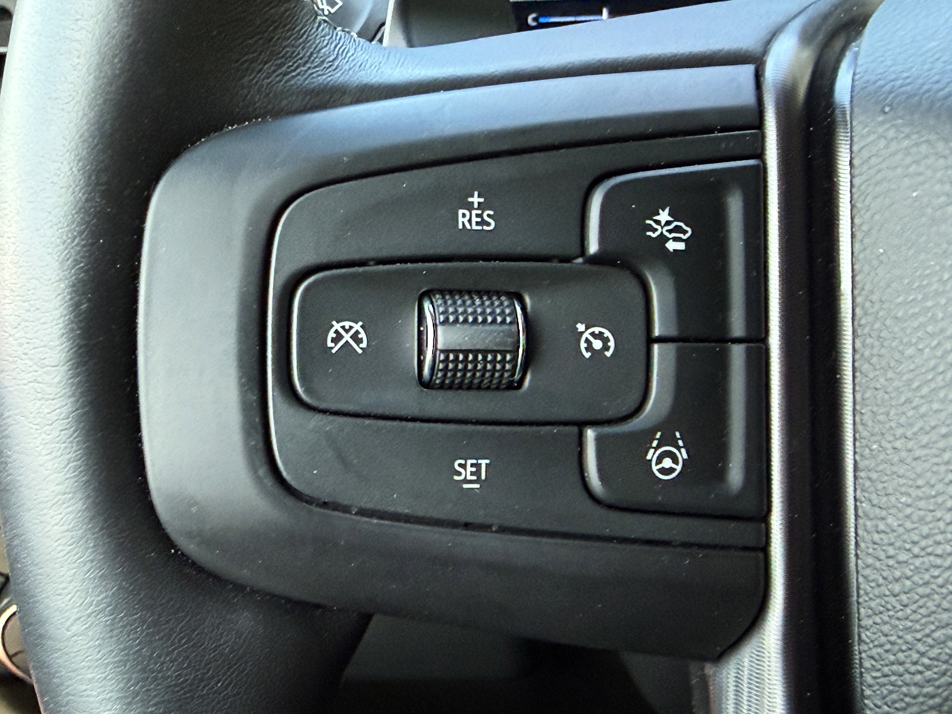 Used 2024 GMC Sierra 1500 Denali Ultimate AWD/4WD image 34