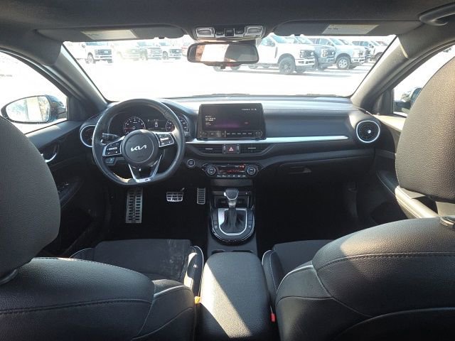 Used 2023 Kia Forte GT-Line w/ GT-Line Premium Package image 19