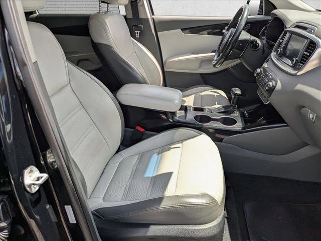 Used 2017 Kia Sorento SX image 20
