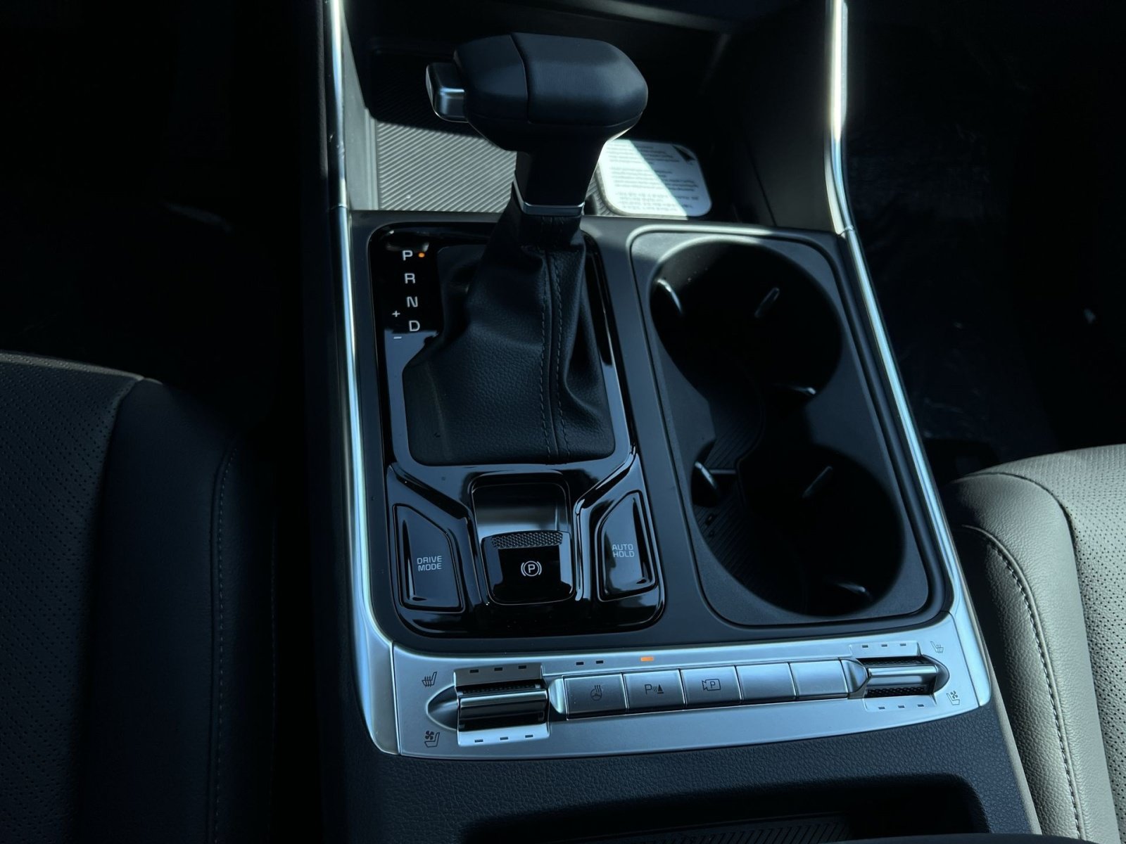New 2026 Kia Carnival SX Prestige FWD image 27