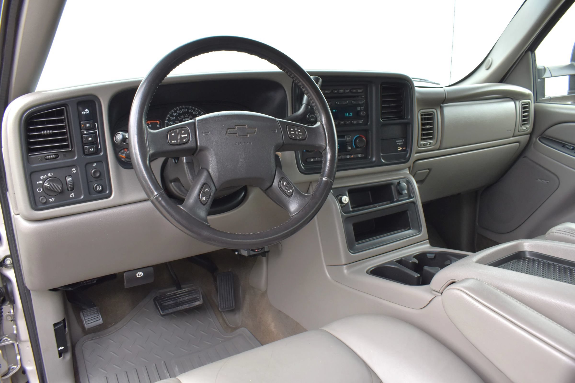 Used 2005 Chevrolet Silverado 2500 LT w/ Heavy-Duty Power Package AWD/4WD image 41