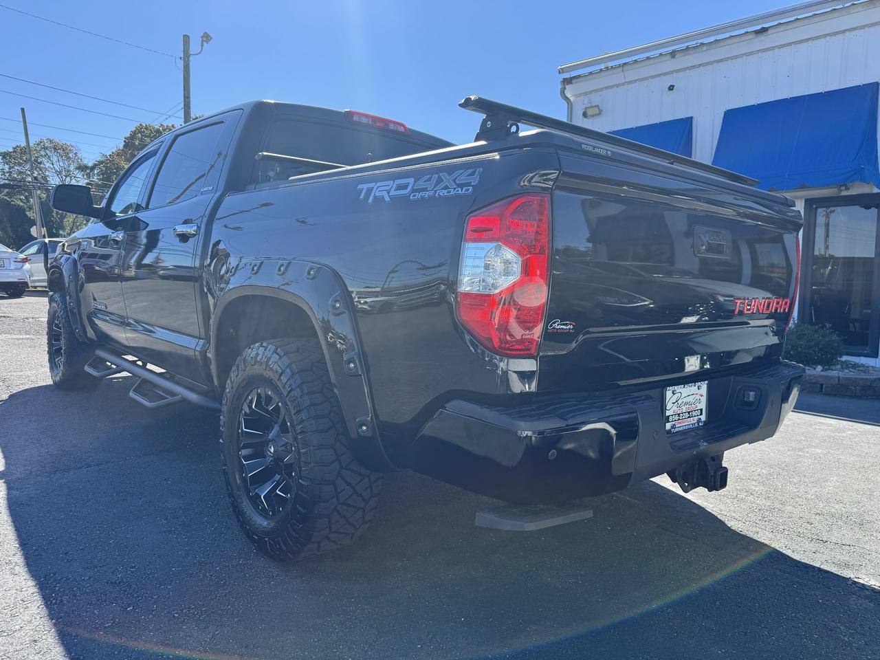 Used 2014 Toyota Tundra Limited w/ Limited Premium Package AWD/4WD image 7