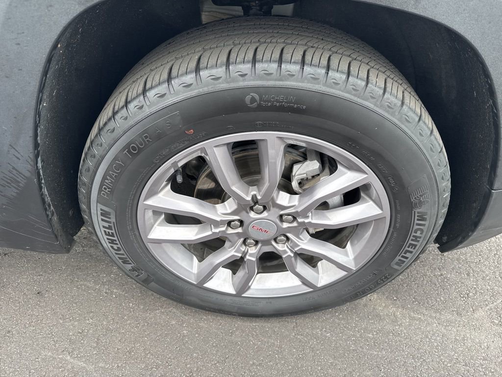 Used 2024 GMC Terrain SLT image 14