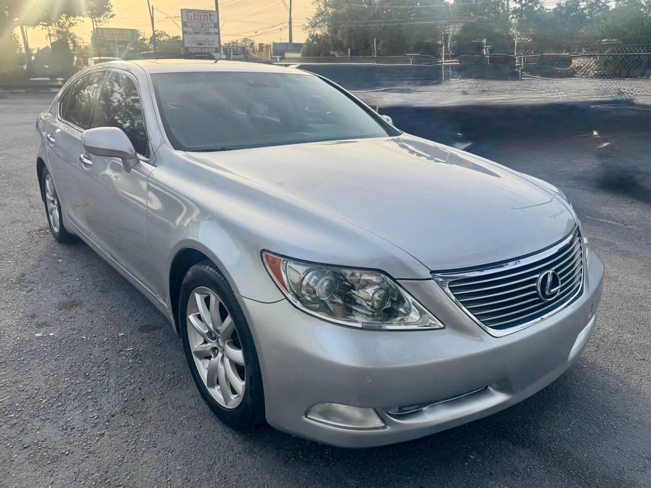 Used 2008 Lexus LS 460 RWD image 28