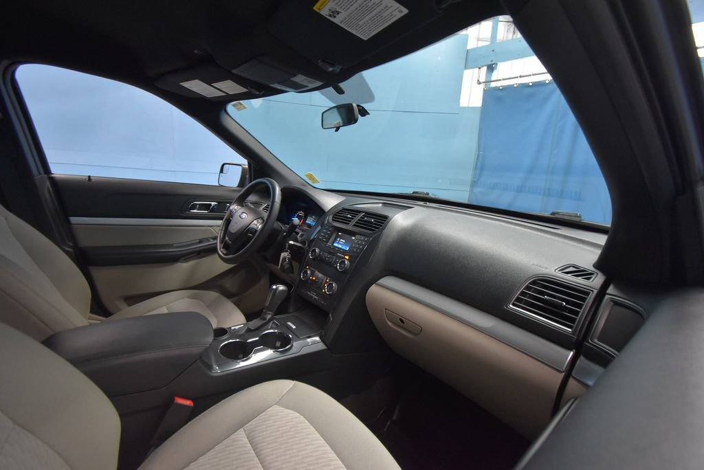 Used 2018 Ford Explorer FWD image 24