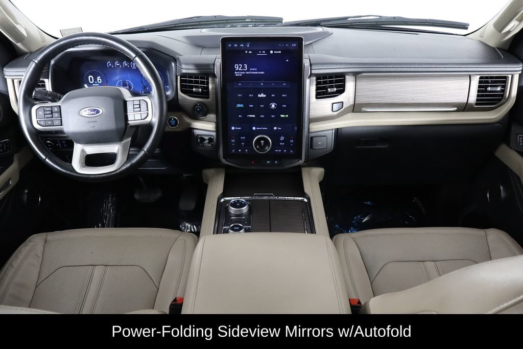 Used 2023 Ford Expedition Limited AWD/4WD image 13