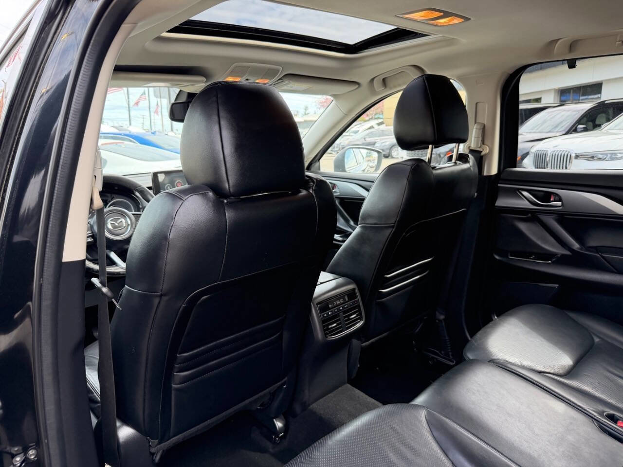 Used 2018 MAZDA CX-9 Touring w/ Touring Premium Package AWD/4WD image 30