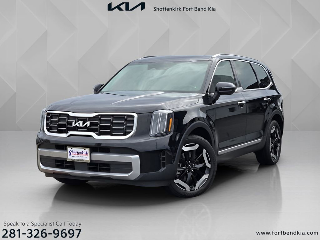 Used 2023 Kia Telluride S w/ S Sunroof Package