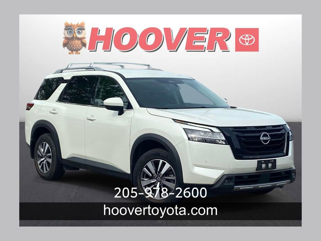 Used 2023 Nissan Pathfinder SL w/ Lighting Package (N92) image 1