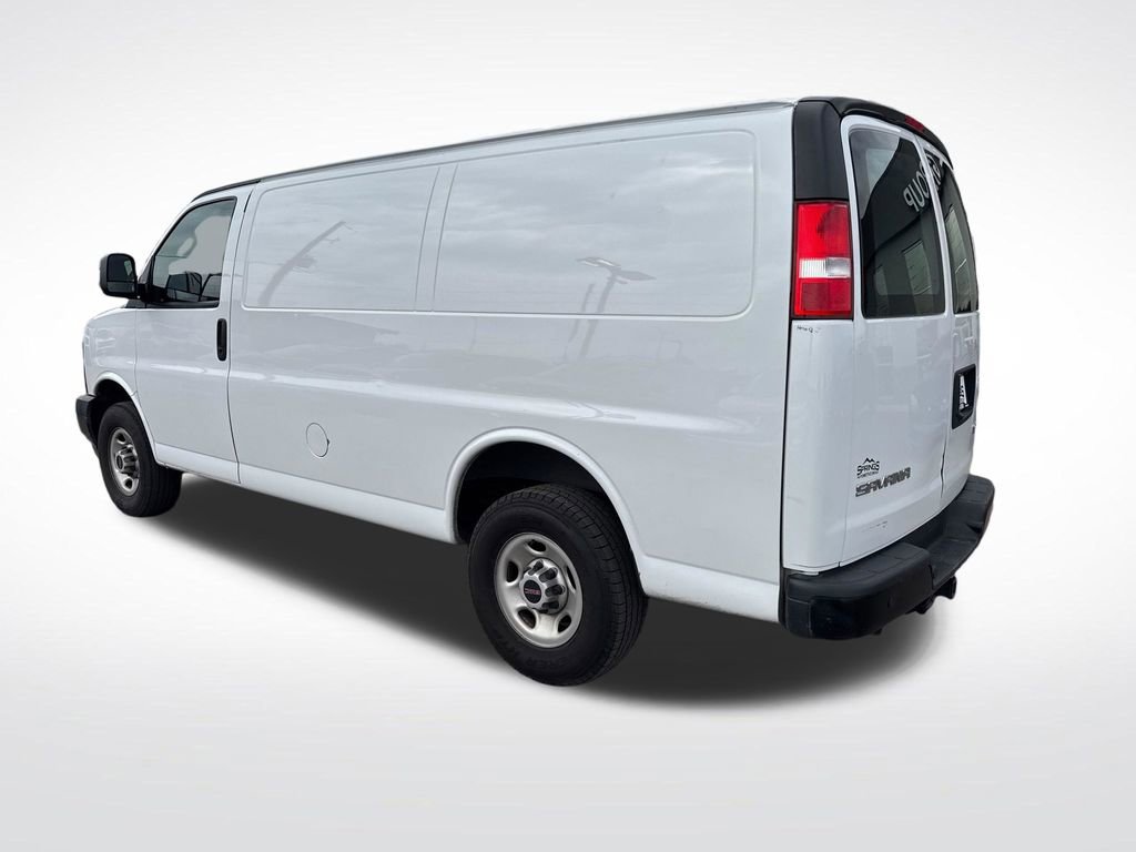 Used 2024 GMC Savana 2500 w/ Driver Convenience Package image 3