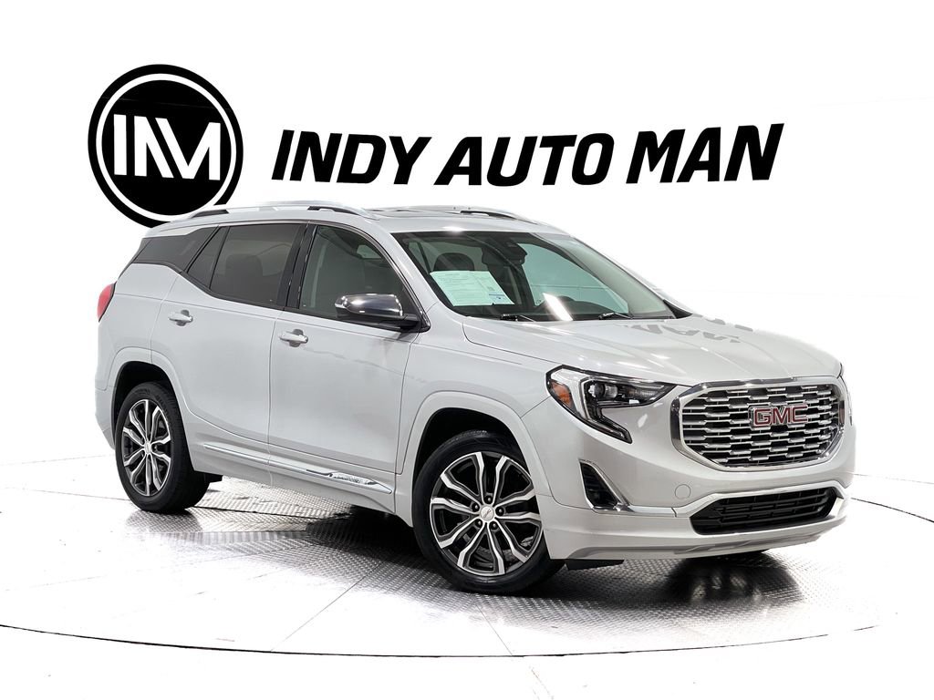 Used 2019 GMC Terrain Denali w/ Driver Alert Package II image 2