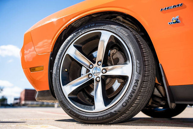 Used 2014 Dodge Challenger R/T RWD image 53