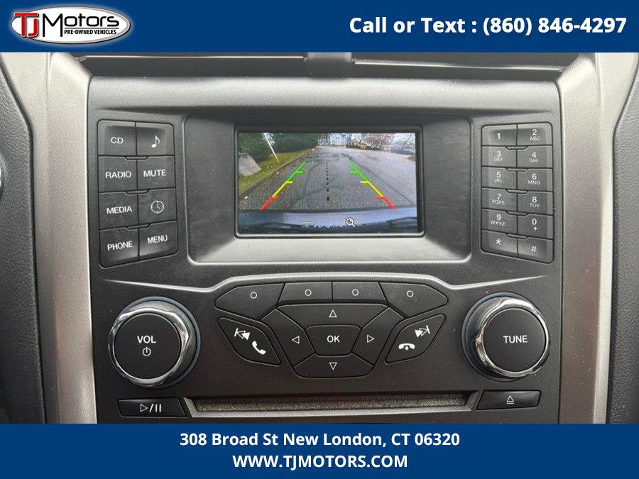 Used 2017 Ford Fusion S image 19