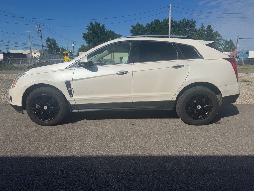 Used 2011 Cadillac SRX Luxury image 6