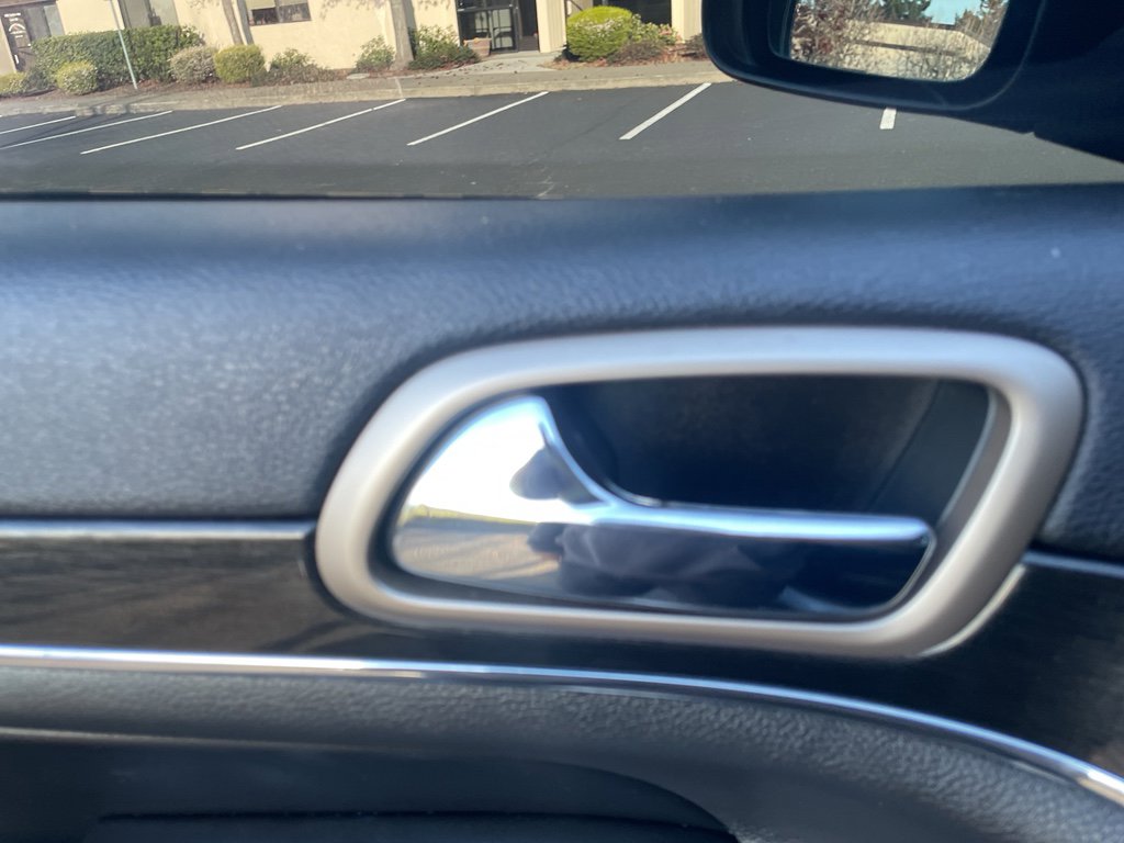 Used 2016 Jeep Grand Cherokee Limited 75th Anniversary image 19