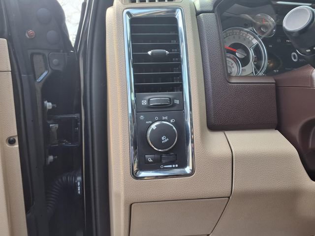 Used 2016 RAM 1500 Laramie Longhorn w/ Convenience Group AWD/4WD image 17
