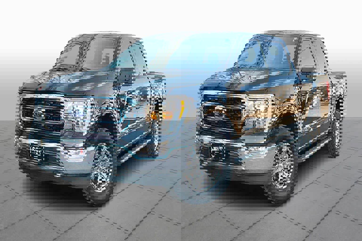 Certified 2021 Ford F150 XLT w/ Equipment Group 302A High image 2