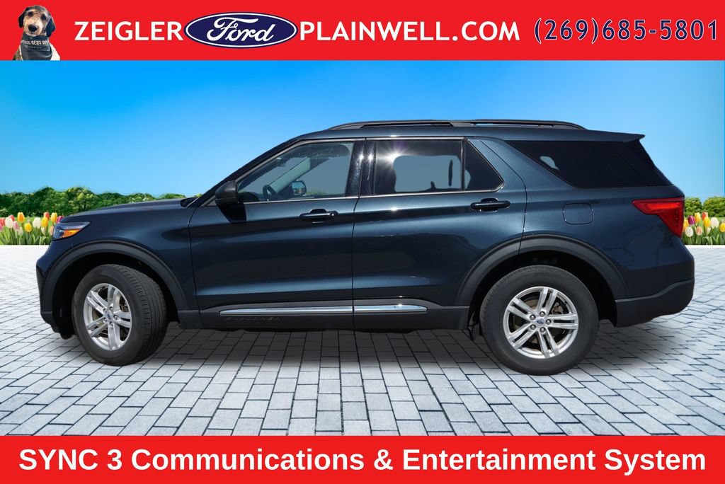 Used 2023 Ford Explorer XLT w/ Equipment Group 202A AWD/4WD image 2