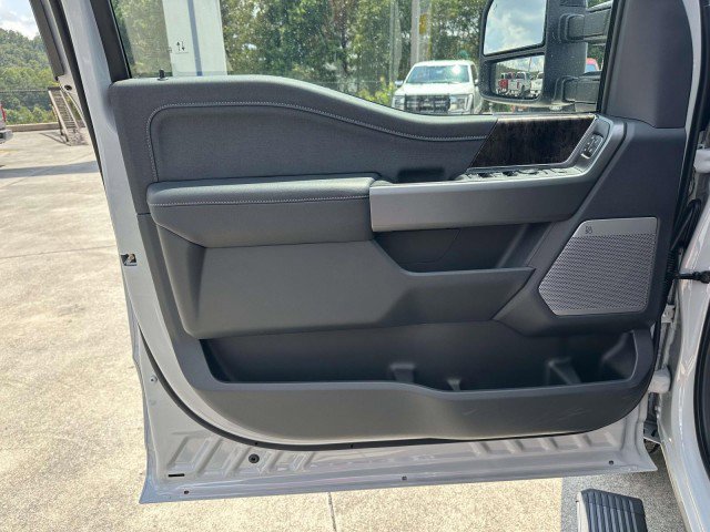 New 2026 Ford F350 Lariat image 10