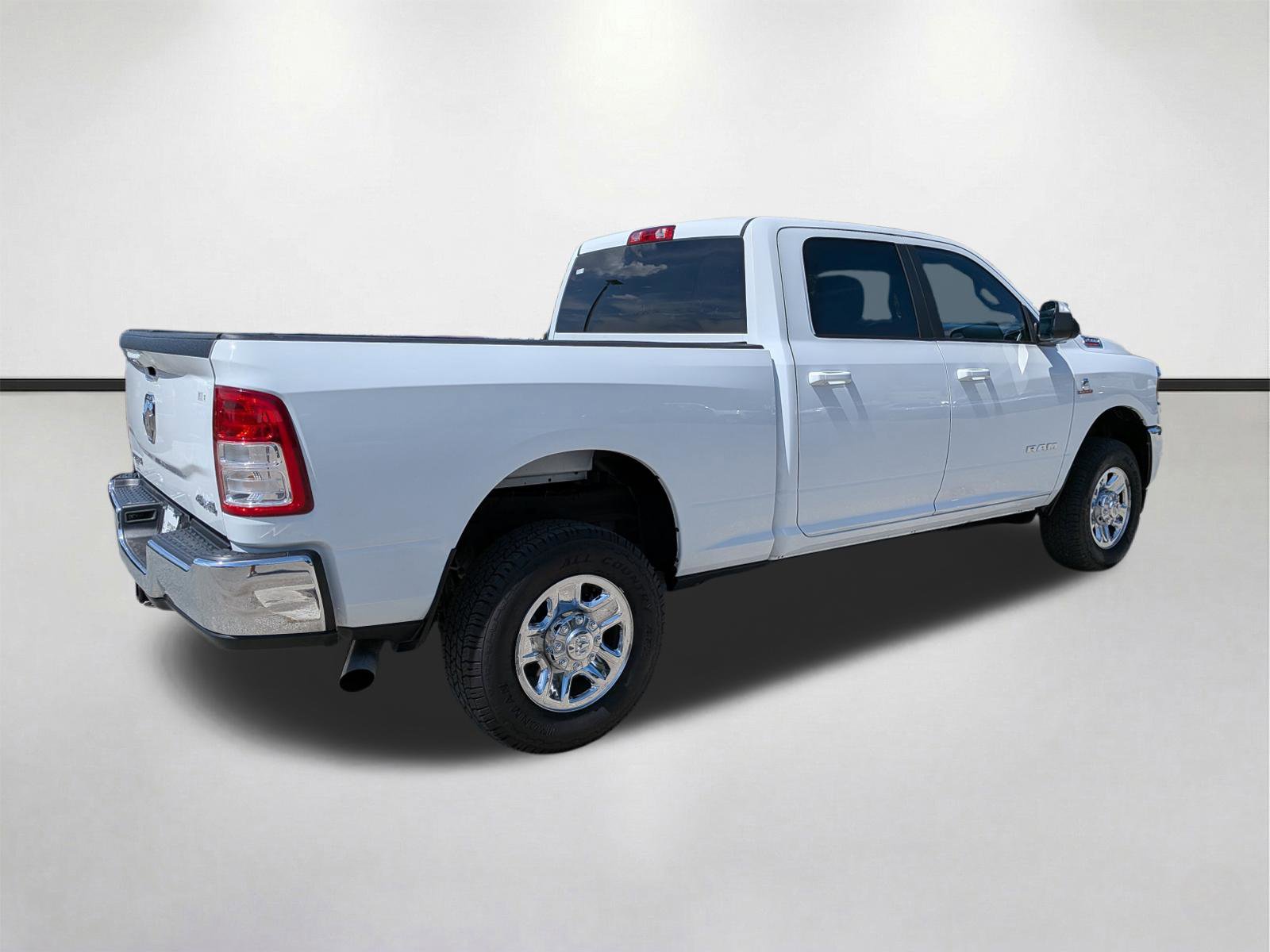 Used 2022 RAM 2500 Big Horn w/ Cold Weather Group image 4