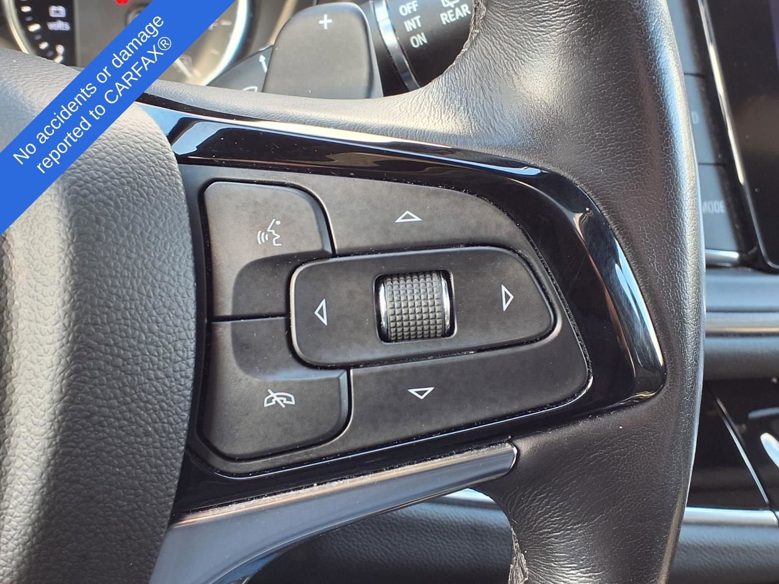 Used 2024 Buick Enclave Avenir w/ Avenir Technology Package AWD/4WD image 28