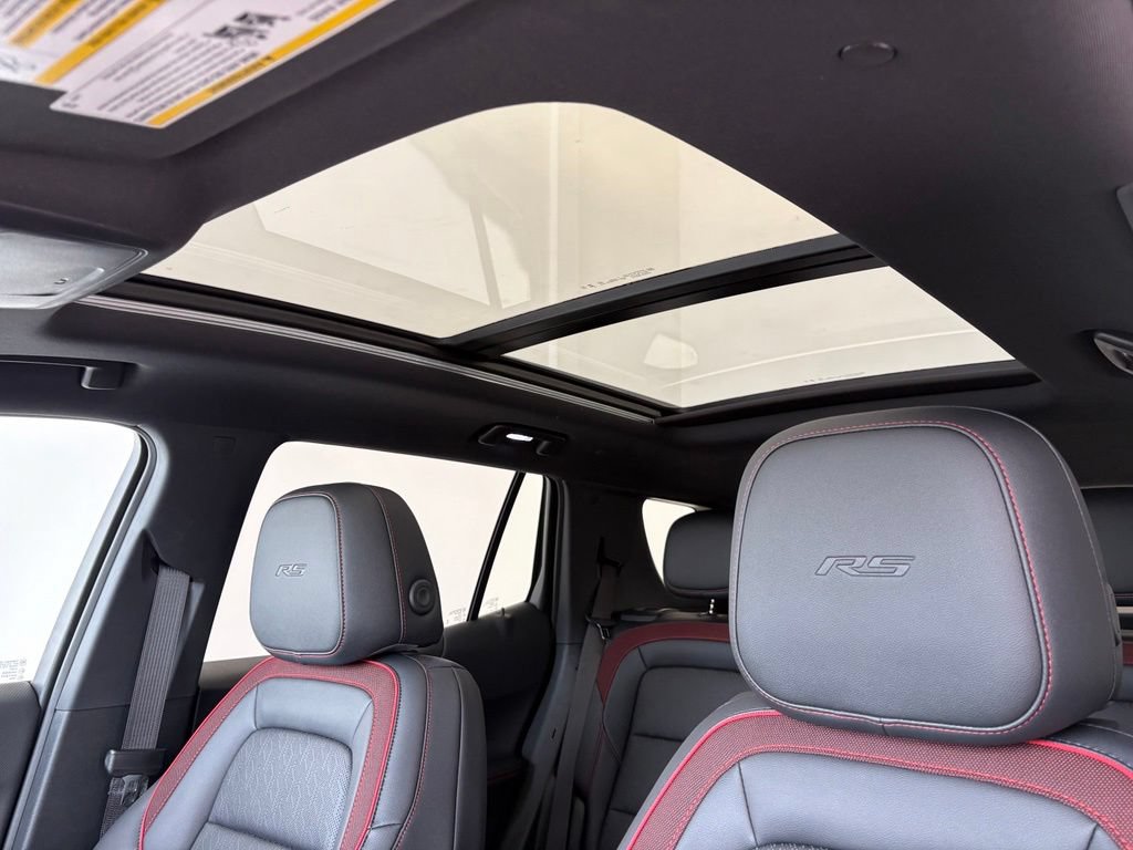 New 2027 Chevrolet Equinox RS w/ Safety and Technology Package FWD image 12