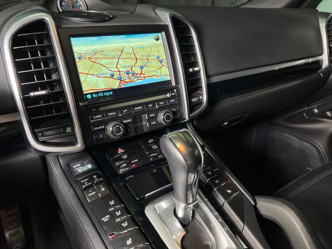 Used 2014 Porsche Cayenne AWD/4WD image 5