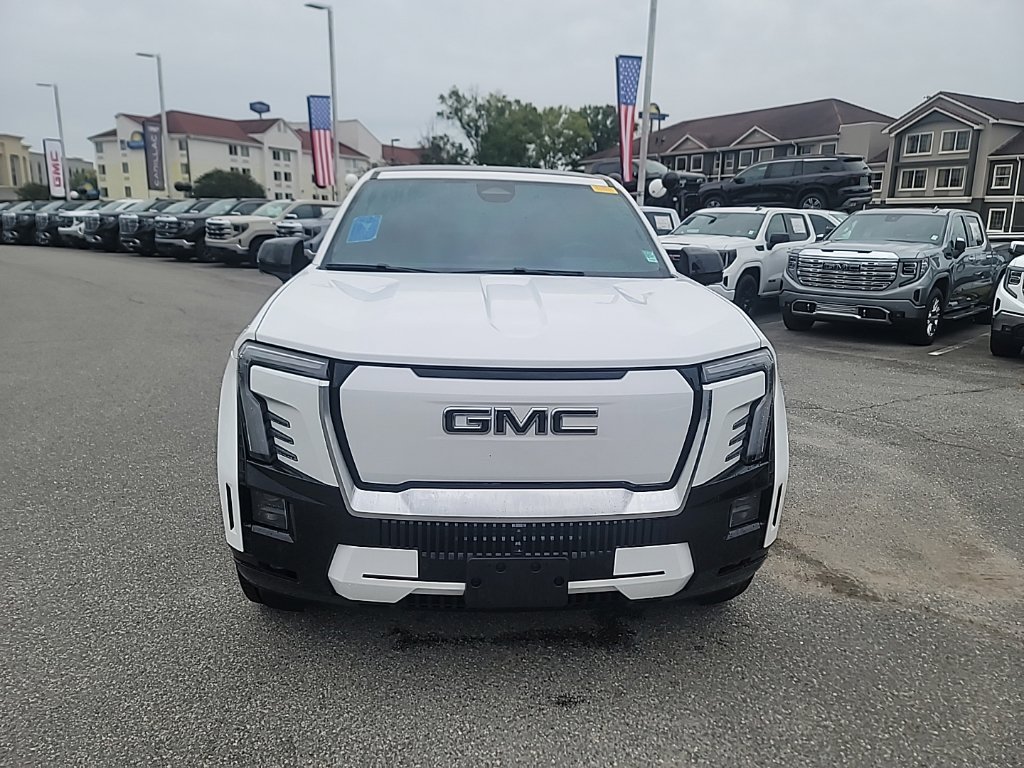 Used 2025 GMC Sierra EV Denali AWD/4WD image 3