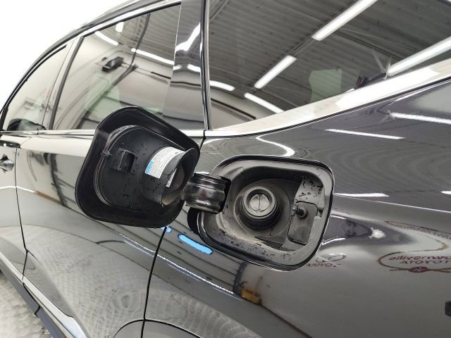 Used 2023 Acura MDX FWD w/ Technology Package image 18