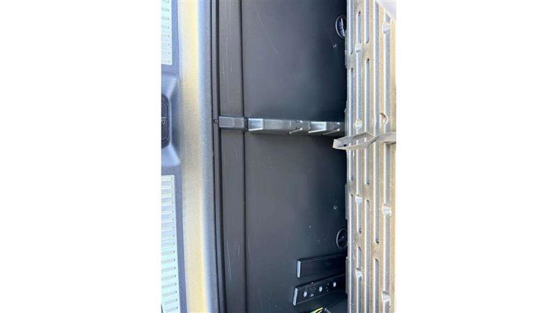 Used 2017 Chevrolet Suburban Premier image 17