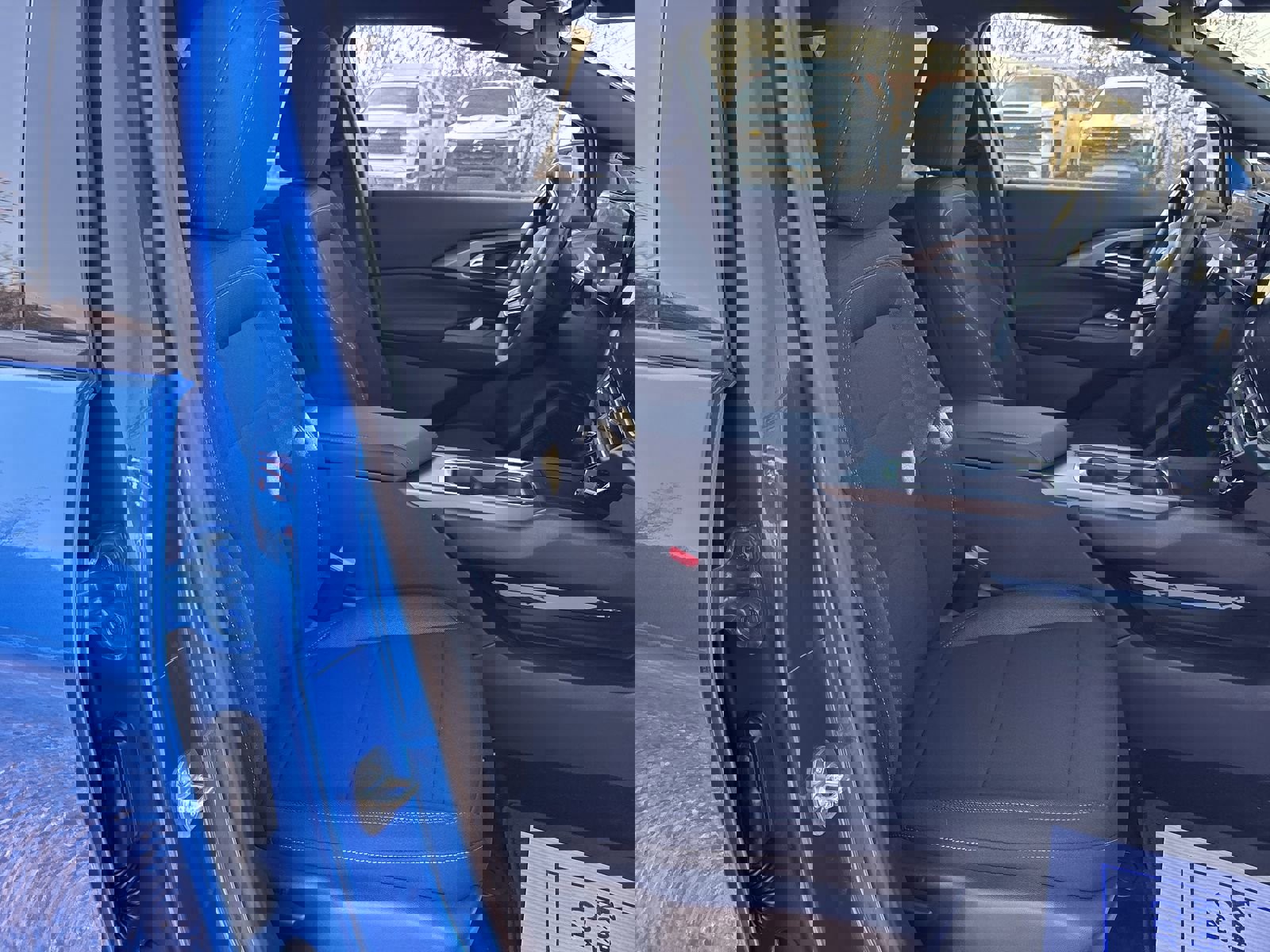 New 2026 Chevrolet Equinox EV LT image 26