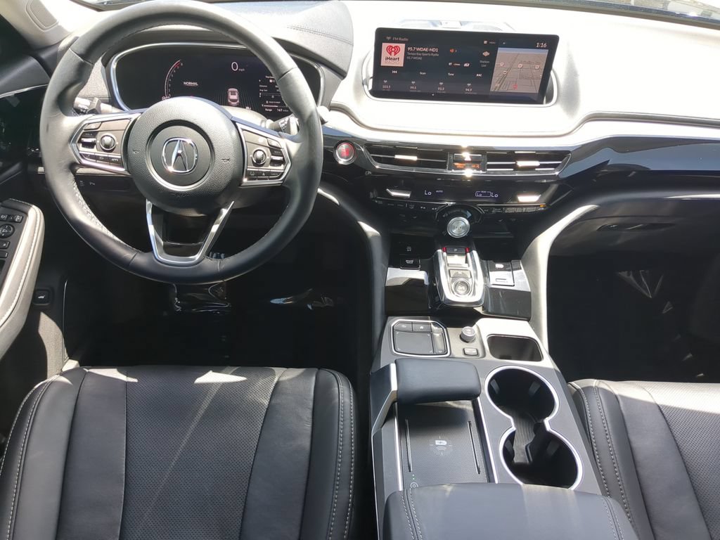 Used 2024 Acura MDX w/ Technology Package FWD image 13