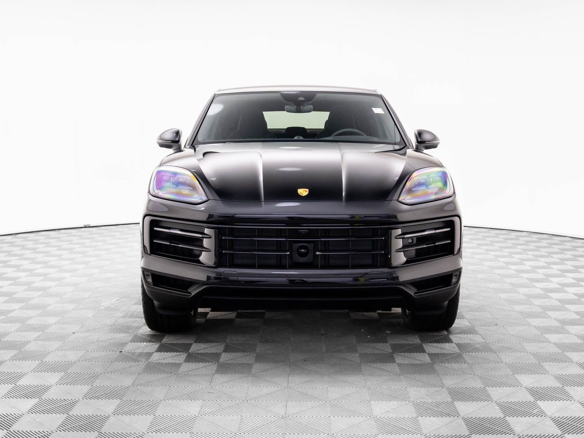 New 2025 Porsche Cayenne E-Hybrid Coupe image 9