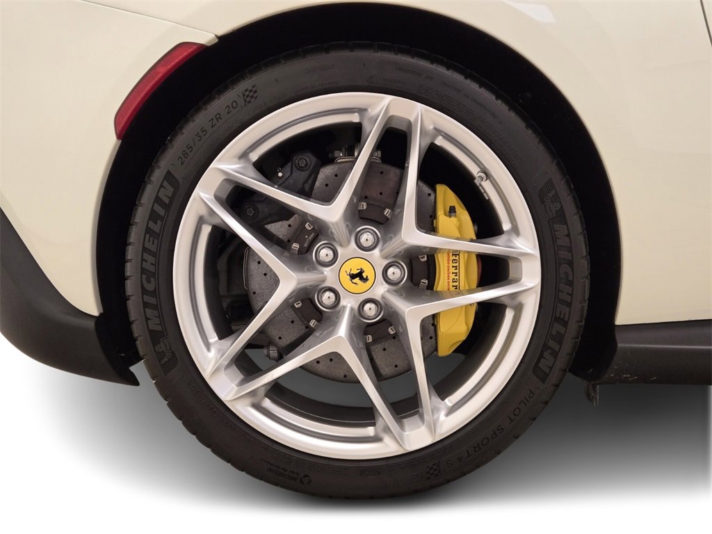 Used 2023 Ferrari Roma image 7