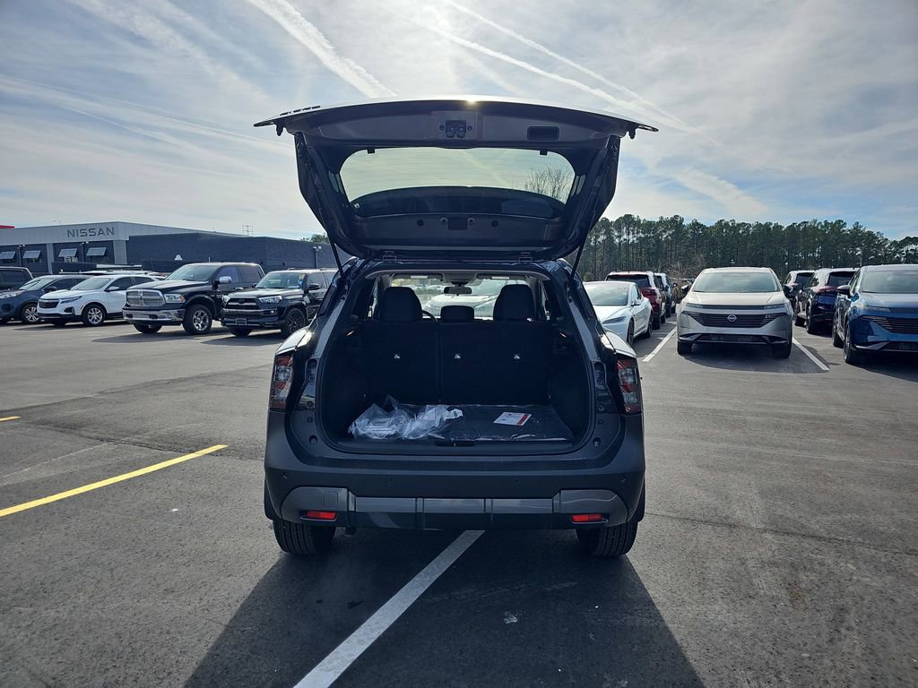 New 2026 Nissan Kicks SV w/ SV Premium Package FWD image 16