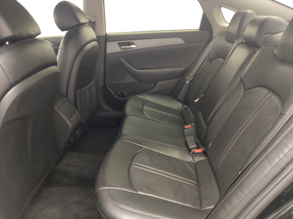 Used 2019 Hyundai Sonata SE w/ Cargo Package FWD image 18
