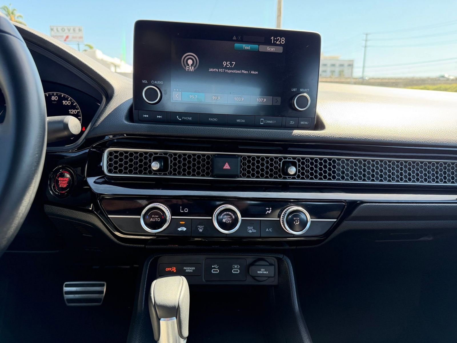 Used 2025 Honda Civic Sport image 18