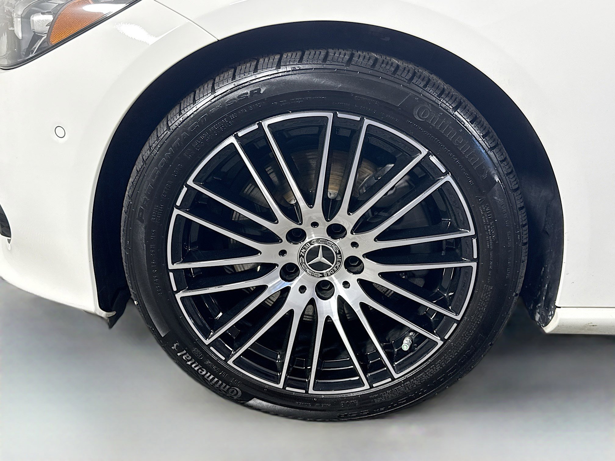 Used 2025 Mercedes-Benz C 300 4MATIC Sedan image 38