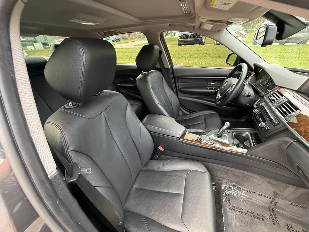 Used 2015 BMW 328i xDrive Sedan AWD/4WD image 39
