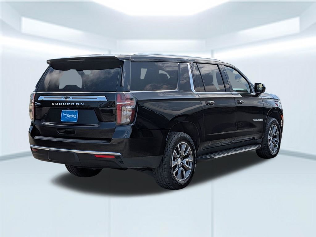 Used 2023 Chevrolet Suburban LS w/ Driver Alert Package image 6