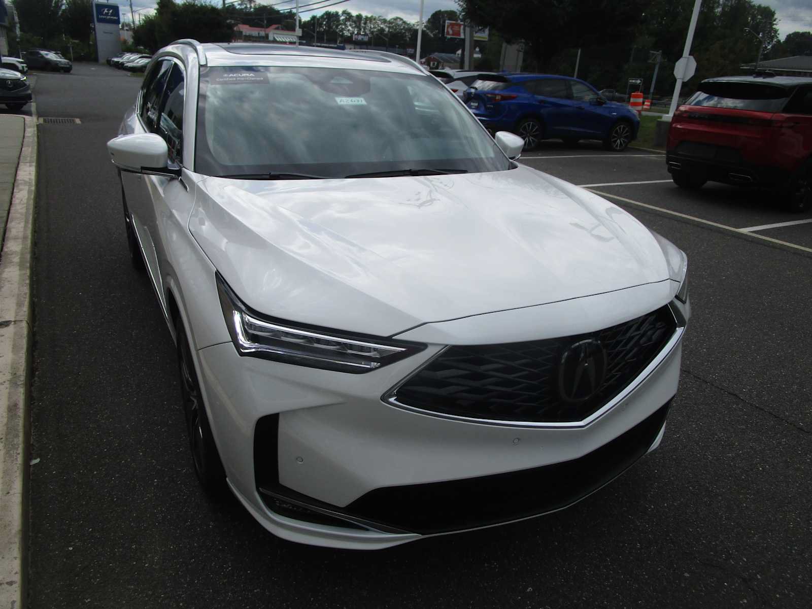 Certified 2026 Acura MDX w/ Advance Package AWD/4WD image 4
