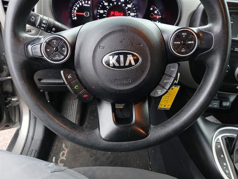Used 2015 Kia Soul FWD image 14