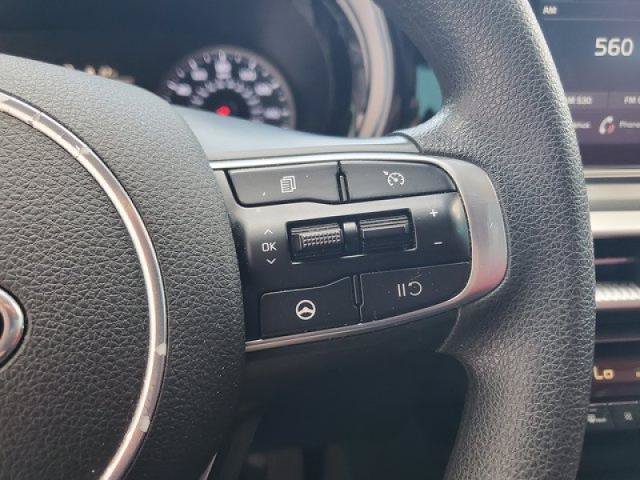 Used 2021 Kia K5 LXS FWD image 17
