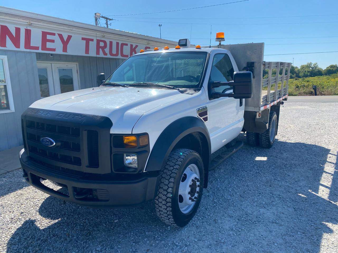 Used 2008 Ford F450 XL image 2