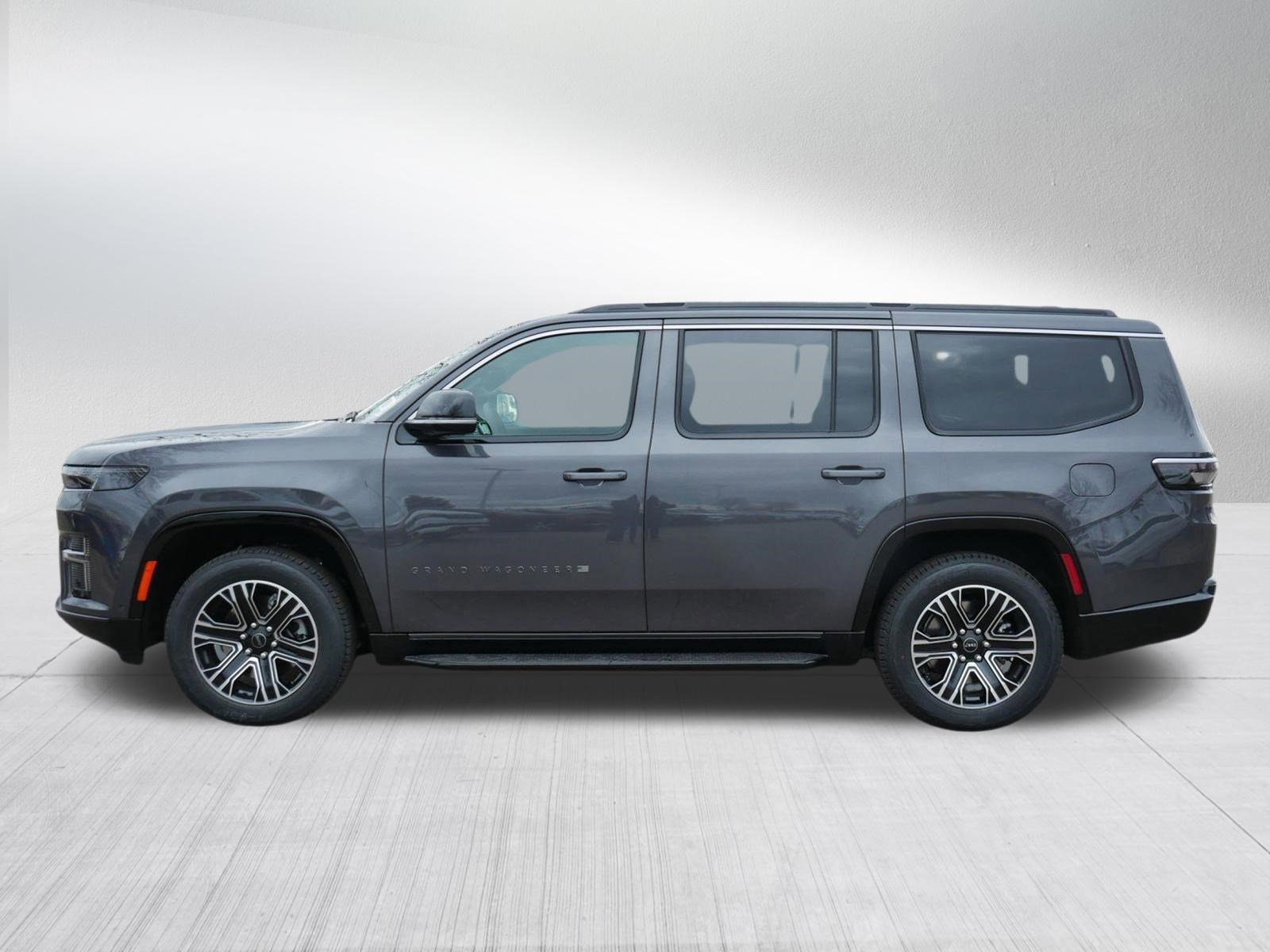 New 2026 Jeep Grand Wagoneer 4WD w/ HD Trailer Tow Package image 4