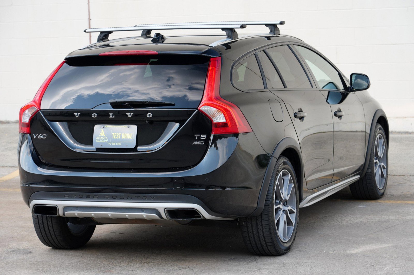 Used 2018 Volvo V60 T5 Cross Country w/ Convenience Package AWD/4WD image 47
