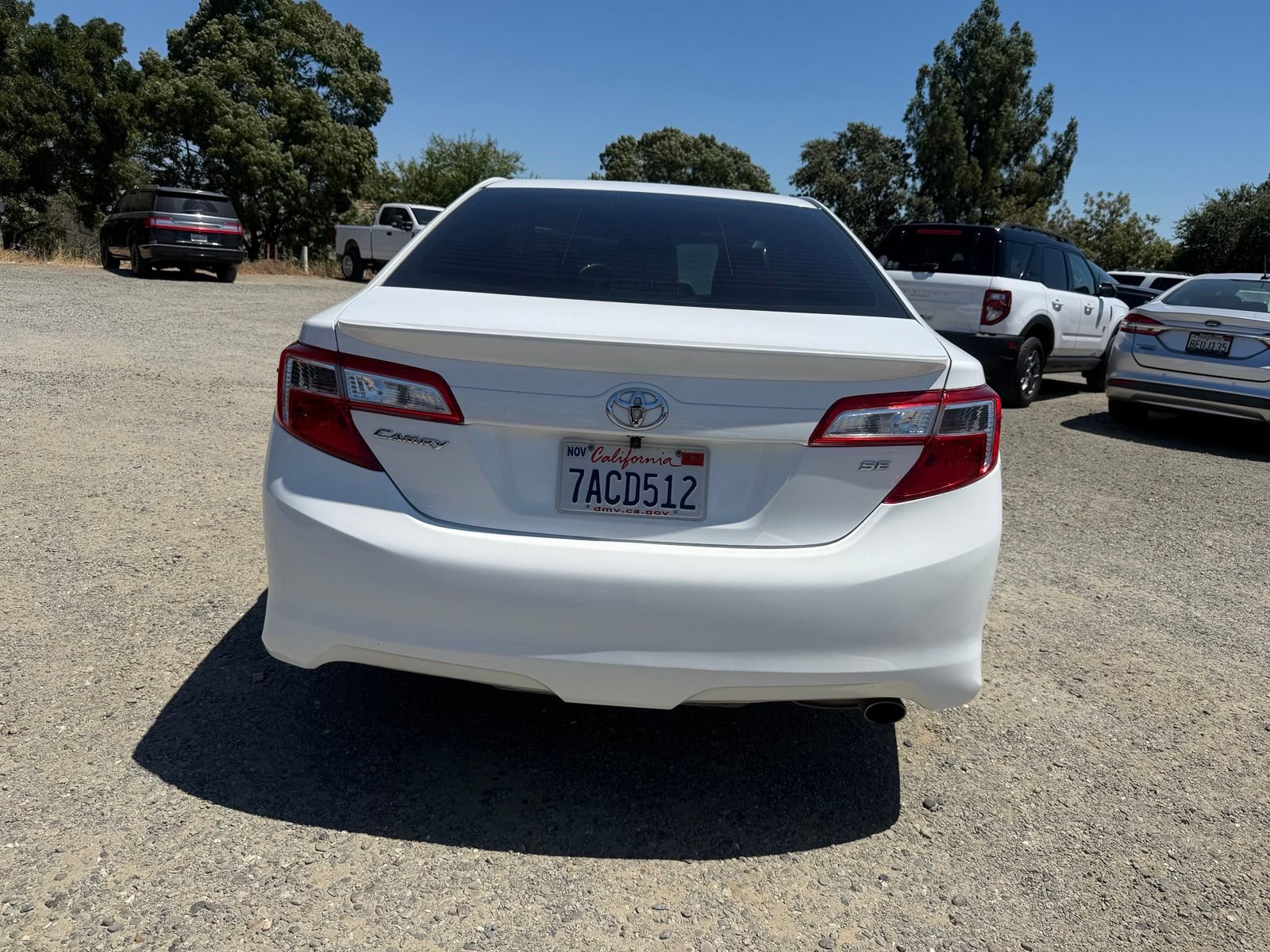 Used 2014 Toyota Camry SE FWD image 4